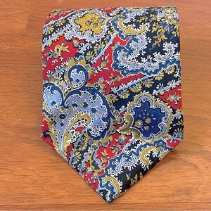 LIEBERT ~ Vintage 1970s Wide Paisley Neck Tie ~ All Silk